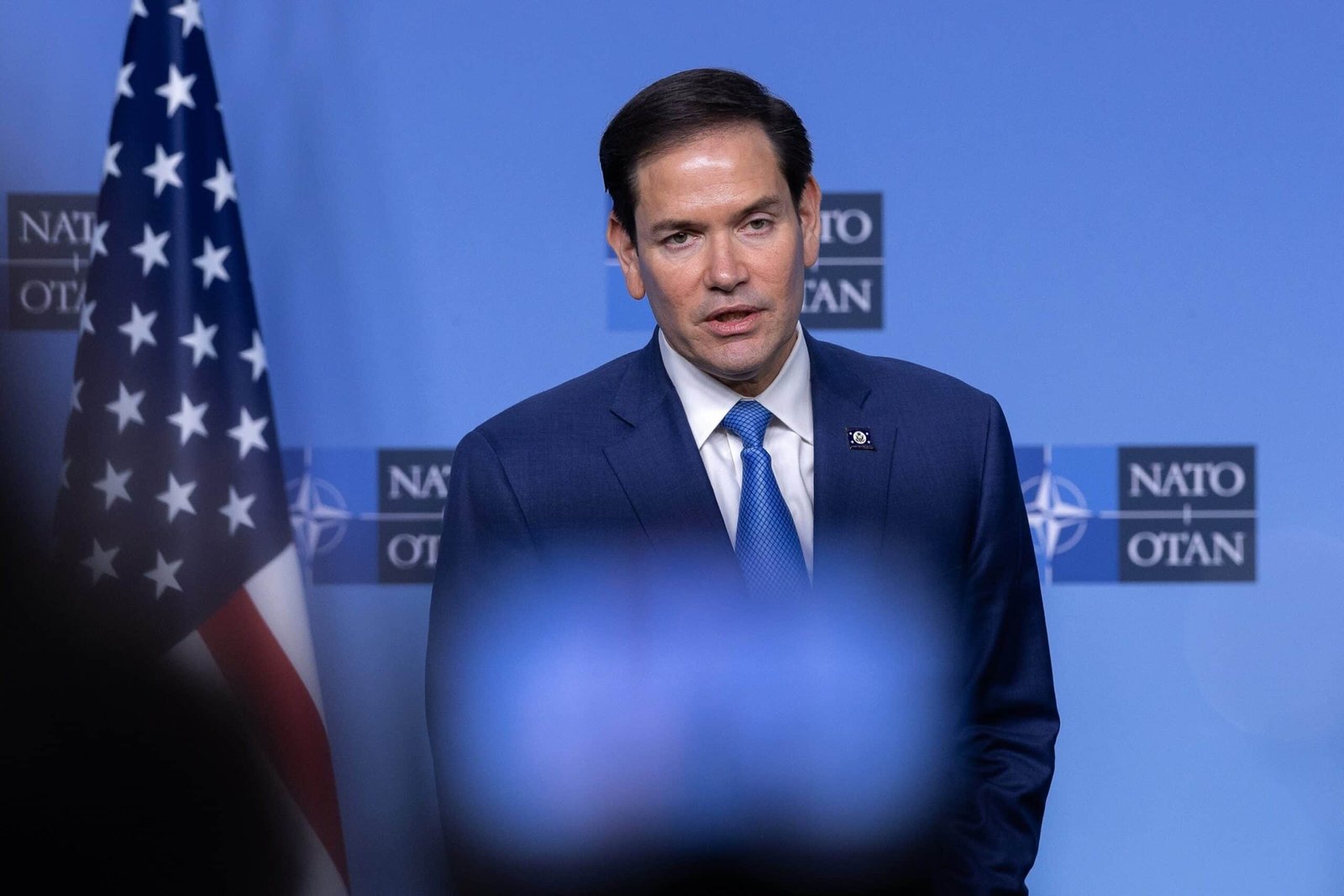 Rubio in a hot chair when he faced European leaders at NATO headquarters