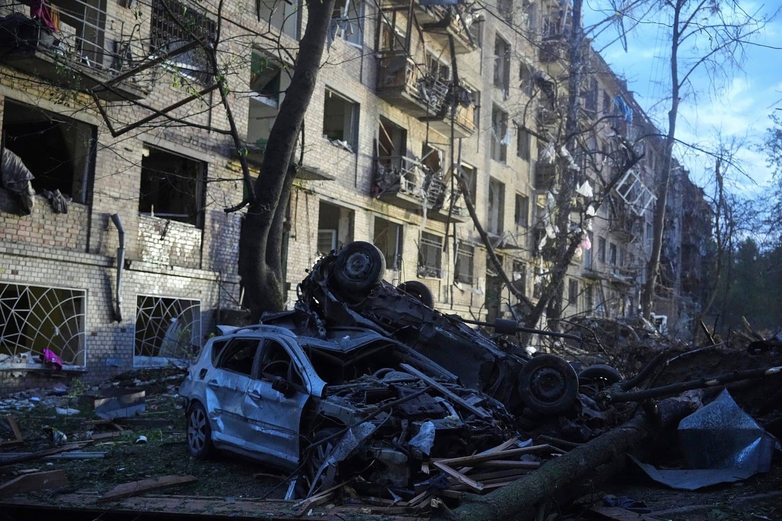 Russia launched a 'big' deadly attack on Kyiv, said Ukraine authorities

