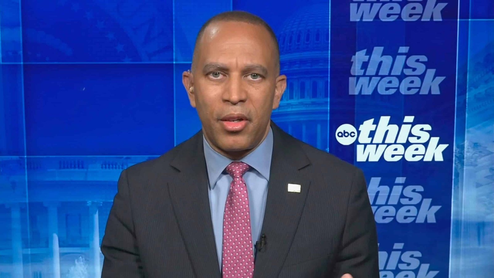 Jeffries refrained from supporting the candidate for Mayor Nyc Democrat Mamdani

