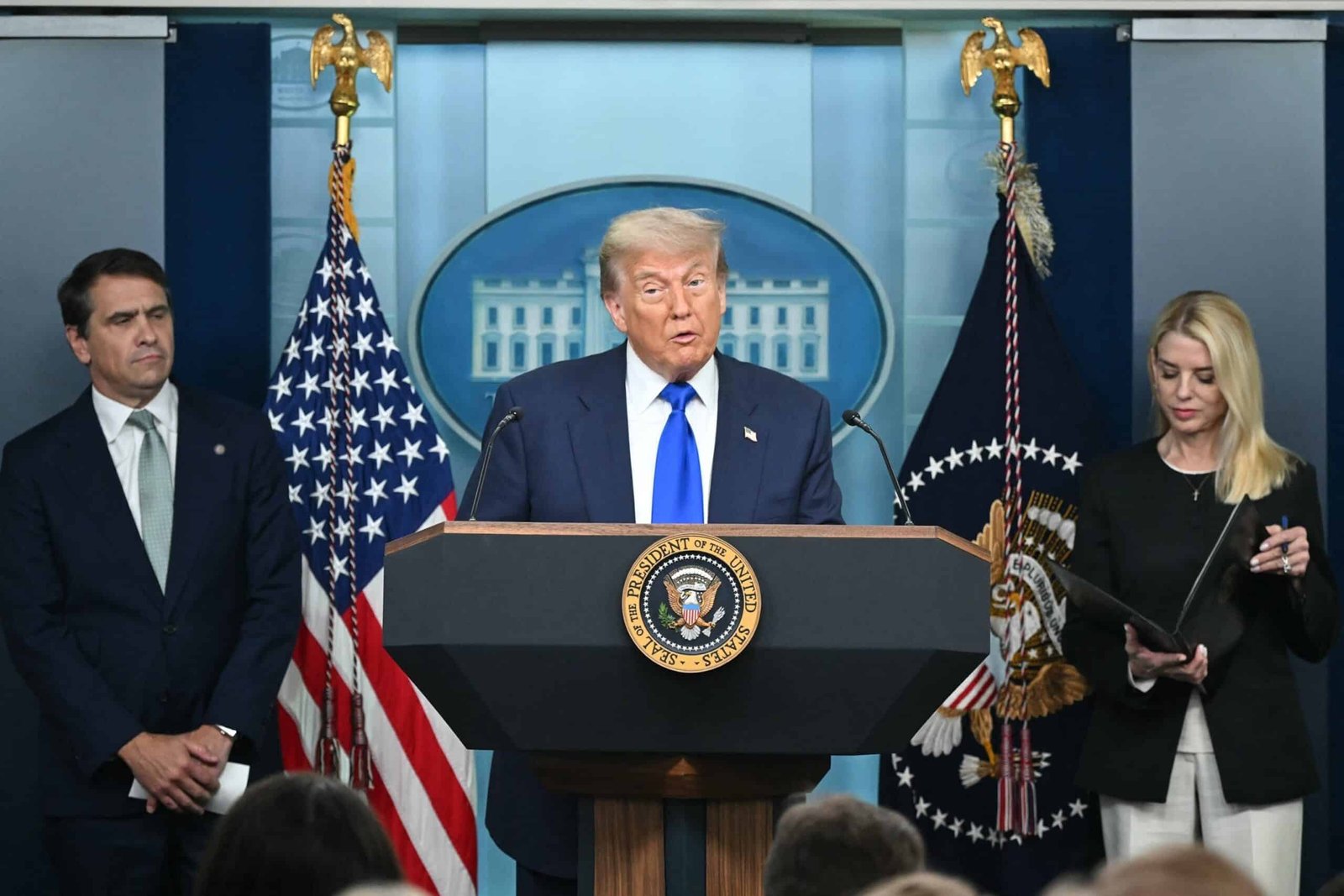 Trump celebrates the Supreme Court's decision that limits national orders to the citizenship orders of the rights

